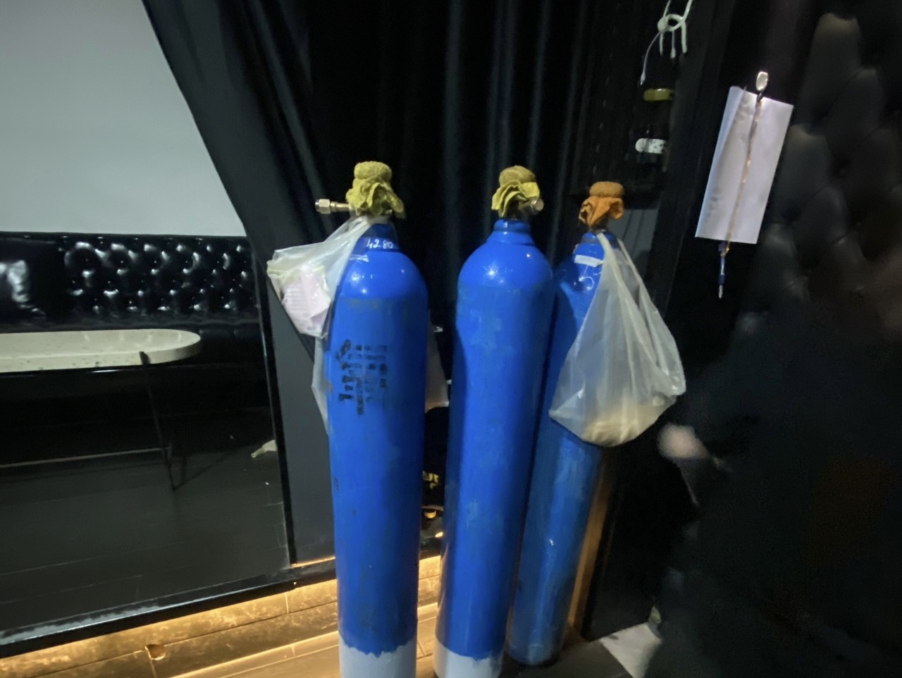 kiem tra quan bar anh 2