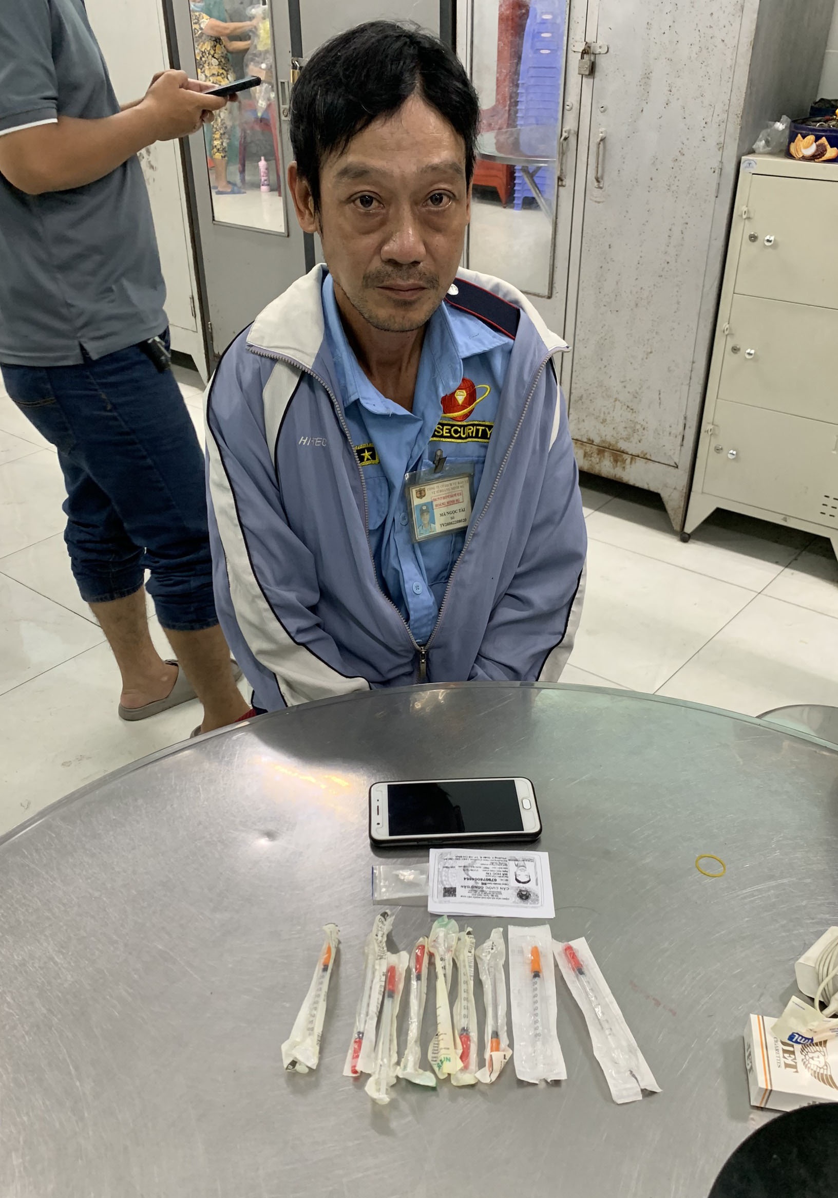 nghia trang Binh Hung Hoa anh 3