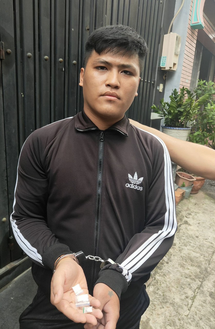 nghia trang Binh Hung Hoa anh 1