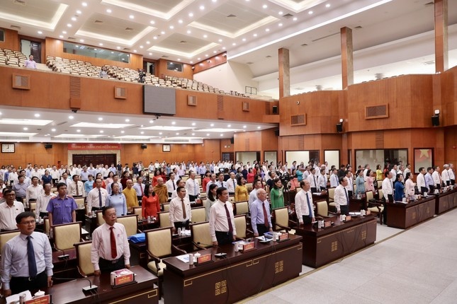 Danh sach 31 can bo chu chot TP.HCM sap duoc HDND lay phieu tin nhiem hinh anh