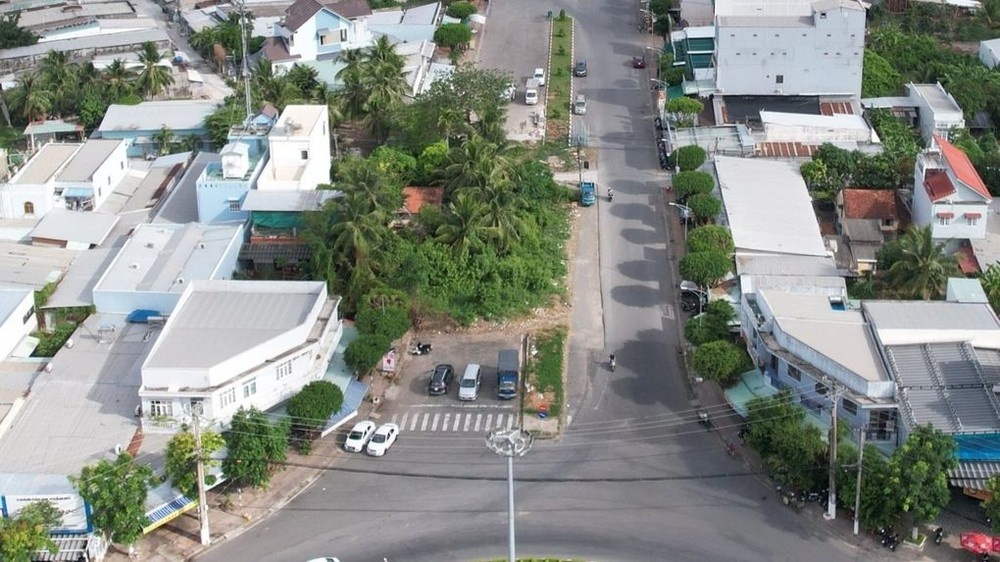 Chu tich Bac Lieu noi ve can nha an ngu duong vao trung tam TP 20 nam hinh anh