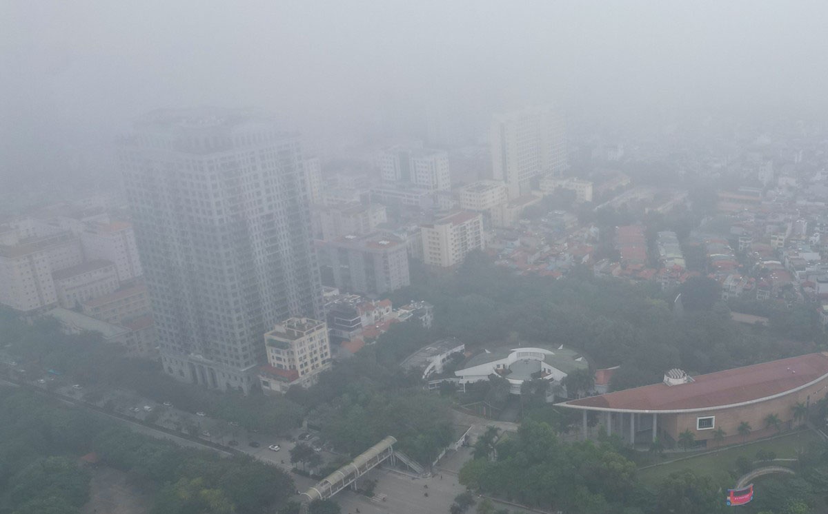 Gan trua, bau troi Ha Noi van mit mu bui min hinh anh