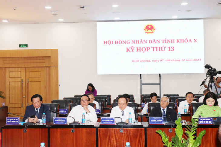 Binh Duong hop HDND anh 2