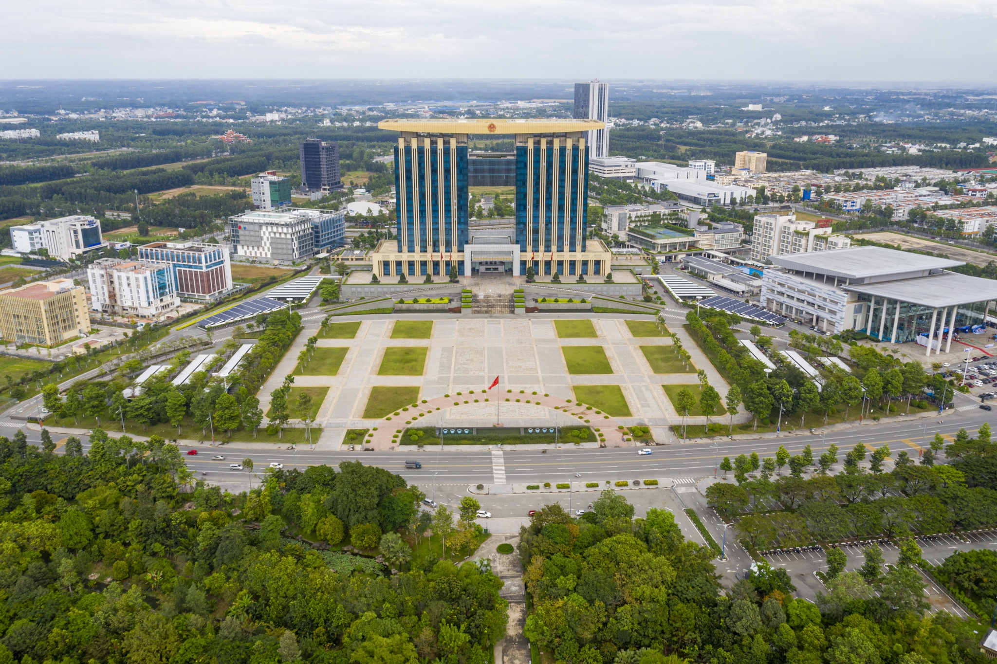 Binh Duong: Tang truong kinh te nam 2023 co su chuyen bien ro net hinh anh