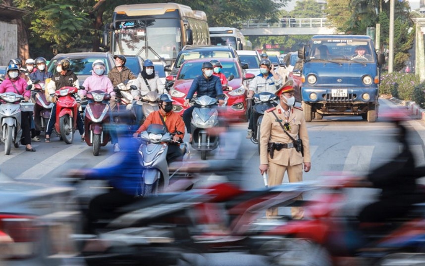Cong an Ha Noi huy dong toi da luc luong chong un tac dip cuoi nam hinh anh