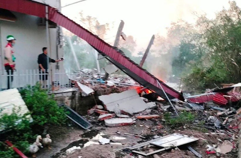 No lon o nha dan khien 2 nguoi thuong vong hinh anh