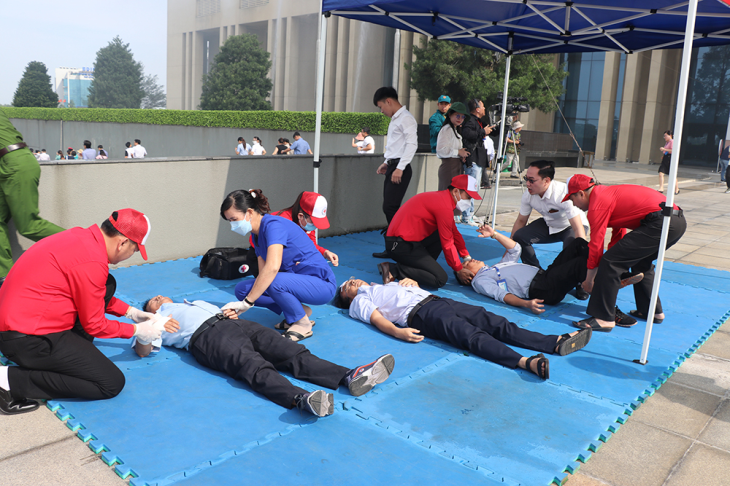 Binh Duong dien tap PCCC anh 9