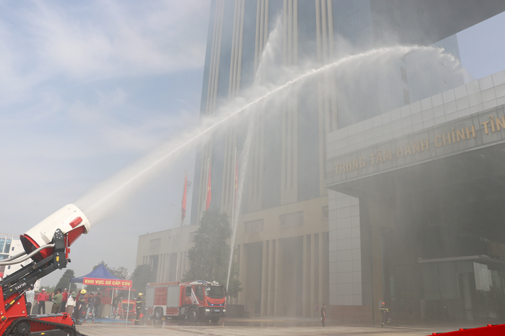 Binh Duong dien tap PCCC anh 11