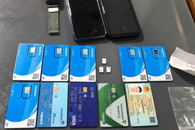 Manh khoe lap nick ao, gia thanh ly do dien tu de lua tien hinh anh