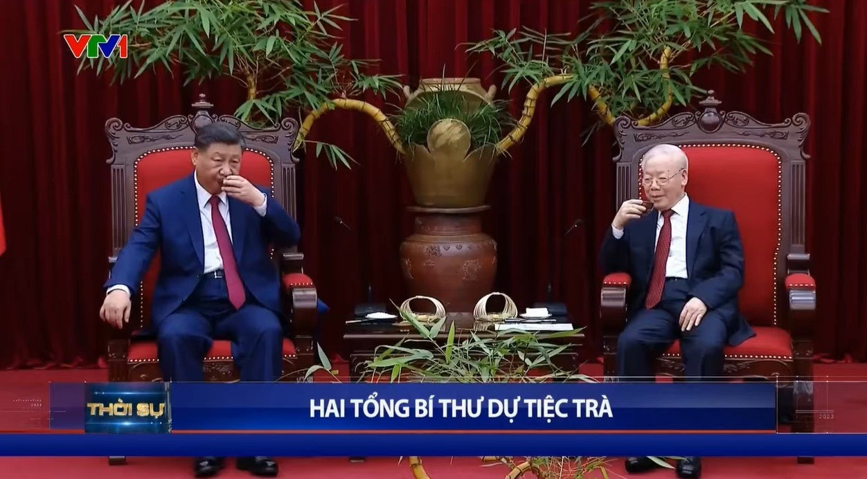 Tong bi thu Nguyen Phu Trong va Tong bi thu Trung Quoc du tiec tra hinh anh