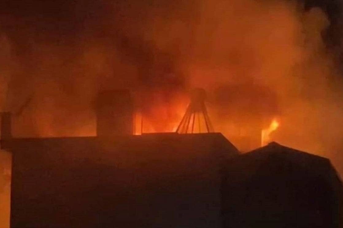 Chay ngun ngut tai ngoi nha 4 tang o Ha Noi hinh anh