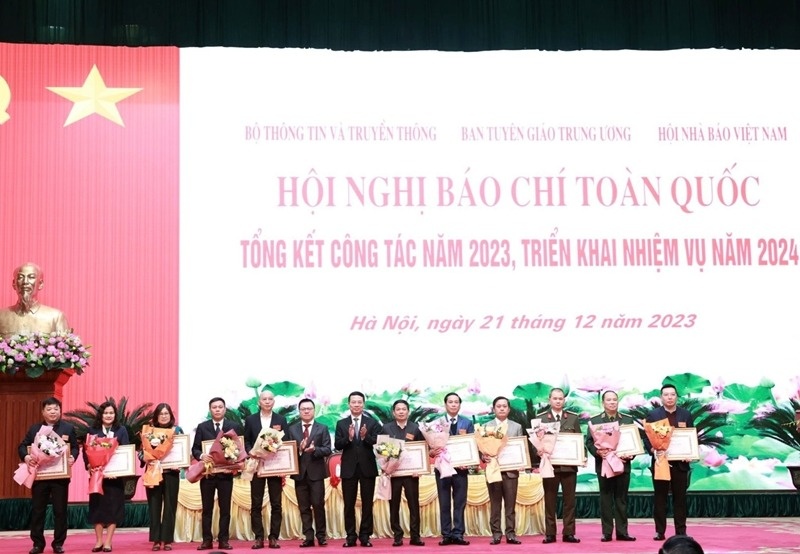 Hoi nghi Bao chi anh 5