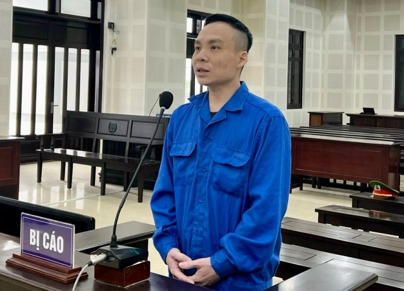 Nhan vien tin dung lua dao, chiem doat hon 40 ty dong hinh anh
