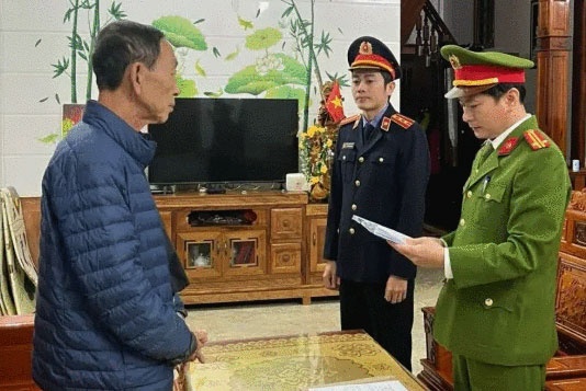 Khoi to vu doanh nghiep mua ban hoa don trai phep, thu loi tien ty hinh anh