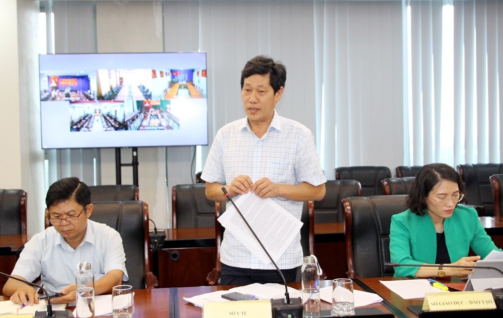 Cu tri Binh Duong quan tam che do chinh sach cho nguoi co cong hinh anh