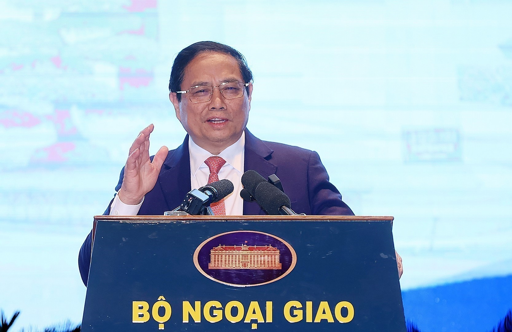 Thu tuong neu nhiem vu trong cong tac ngoai giao kinh te thoi gian toi hinh anh