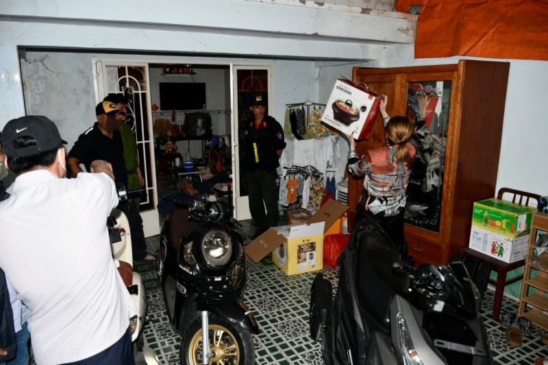 Duong day lo de, ca do bong da tang tru nhieu hung khi hinh anh