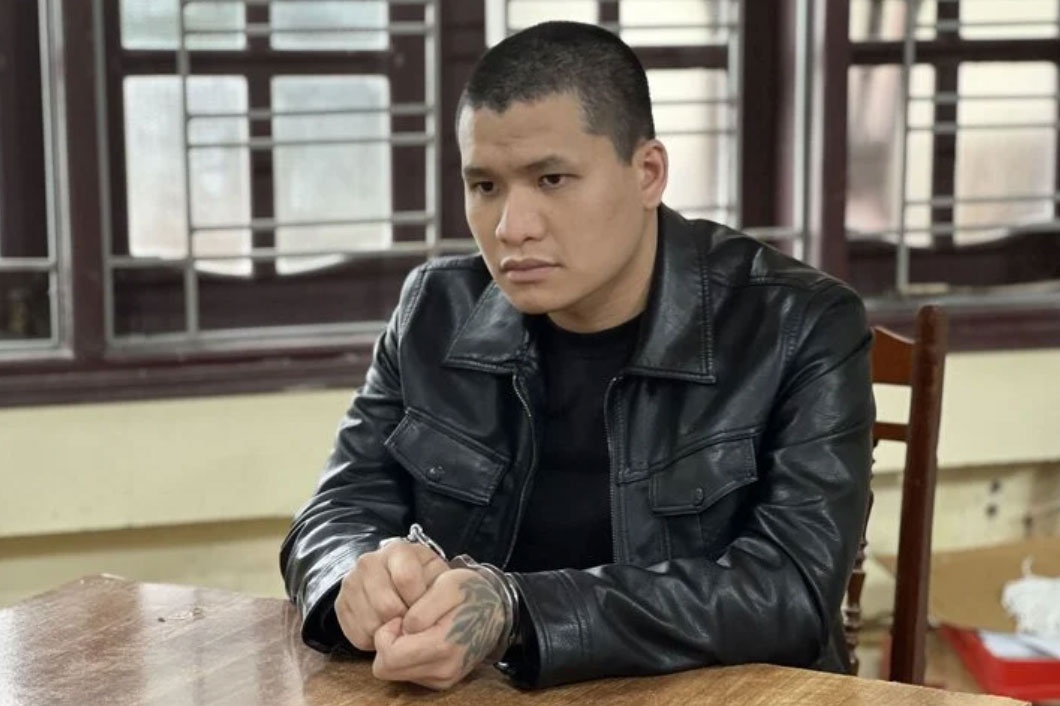Bat giu 4 ke no sung cuop 8 ty dong hinh anh