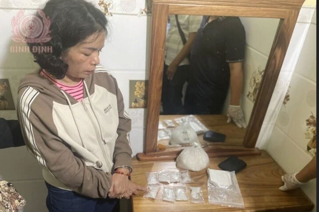 Lật tẩy chiêu giấu ảnh 2 Lat tay chieu giau anh 2