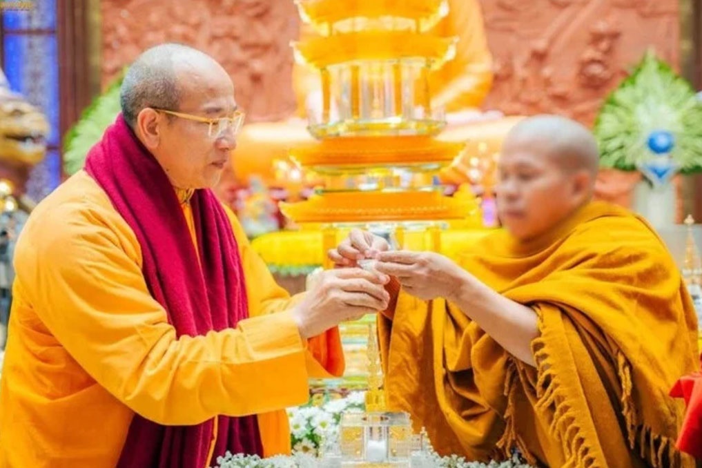 Dai duc Thich Truc Thai Minh bi ky luat hinh anh