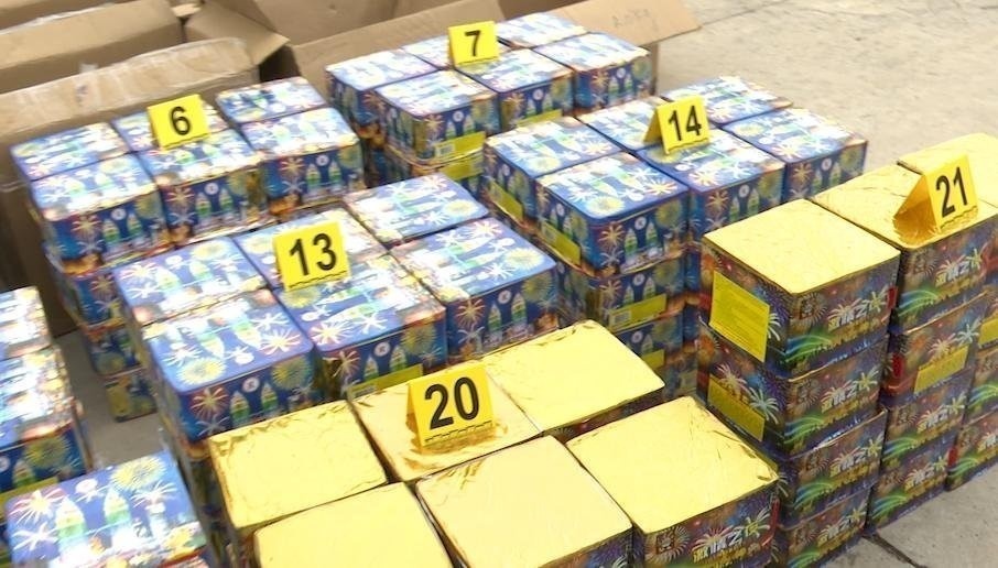 TP.HCM mo dot cao diem chong buon lau, gian lan thuong mai dip Tet hinh anh