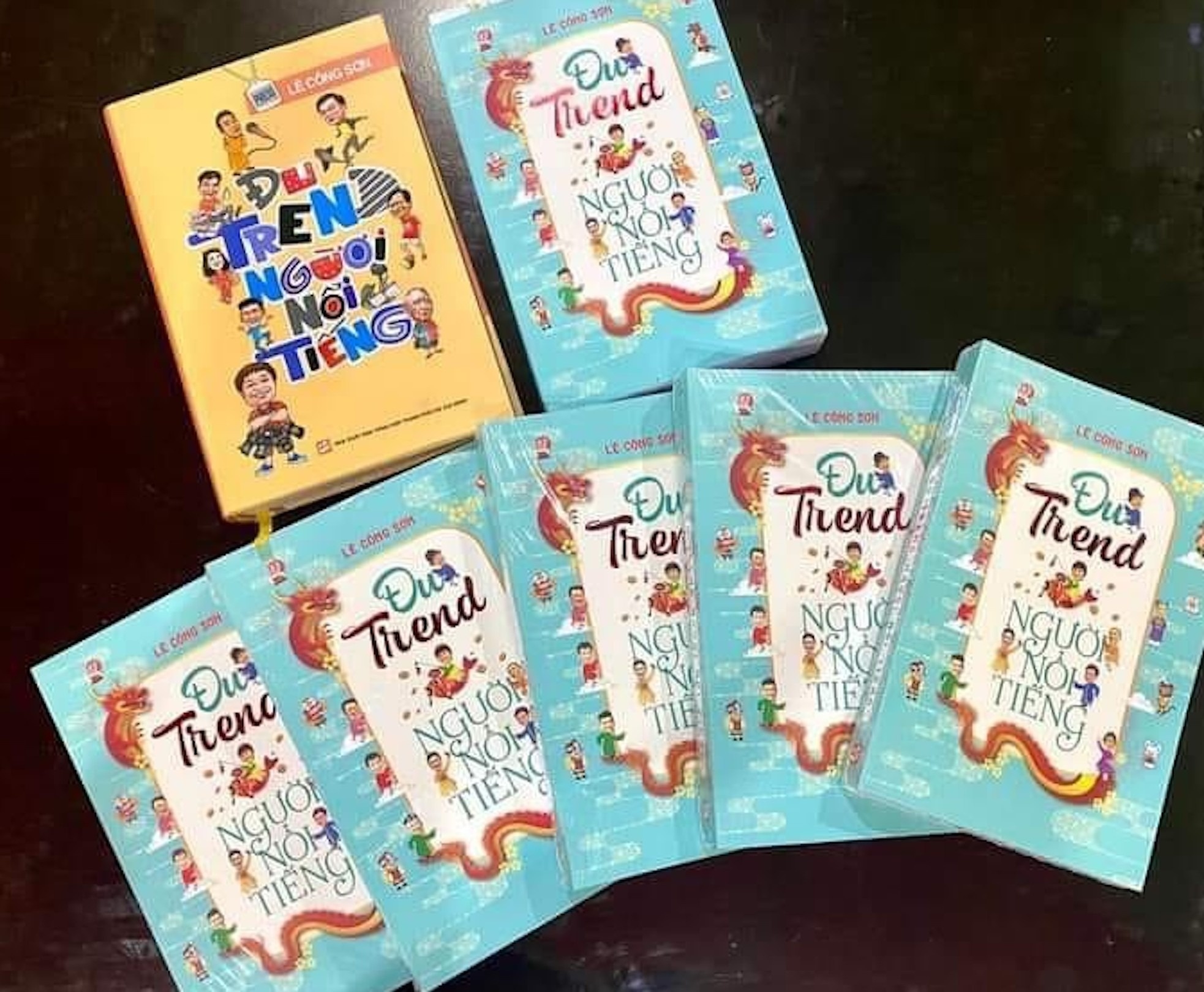 Nhung cuon sach thu vi cua nha bao danh cho nam moi hinh anh