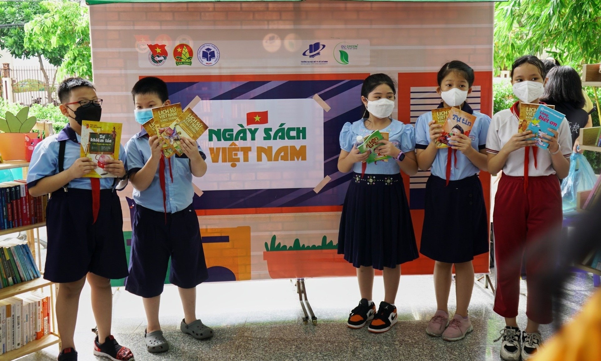 Tu sach di dong: Giu gin va lan toa gia tri doc sach hinh anh