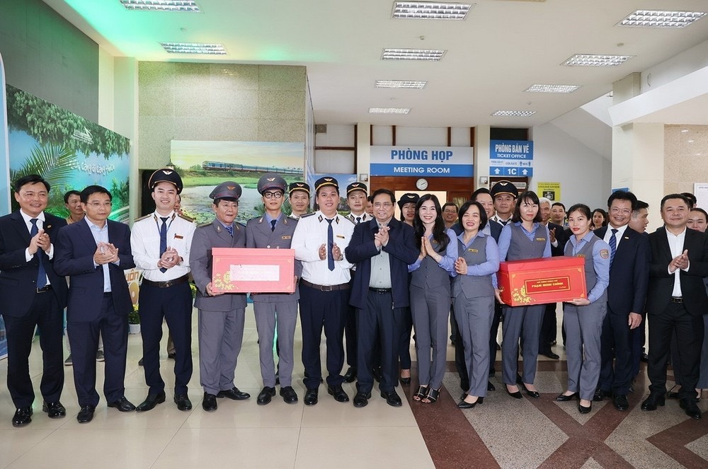 Thu tuong Chinh phu anh 10