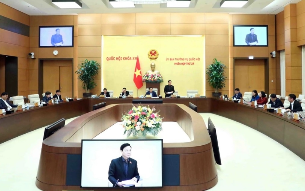 UB Thuong vu Quoc hoi: Go vuong trong quy dinh cua Luat Dau tu Cong hinh anh