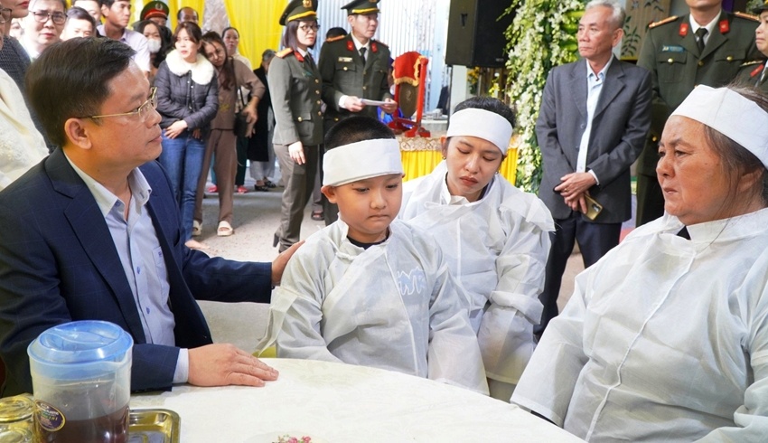 Truy tang Bang khen anh 1