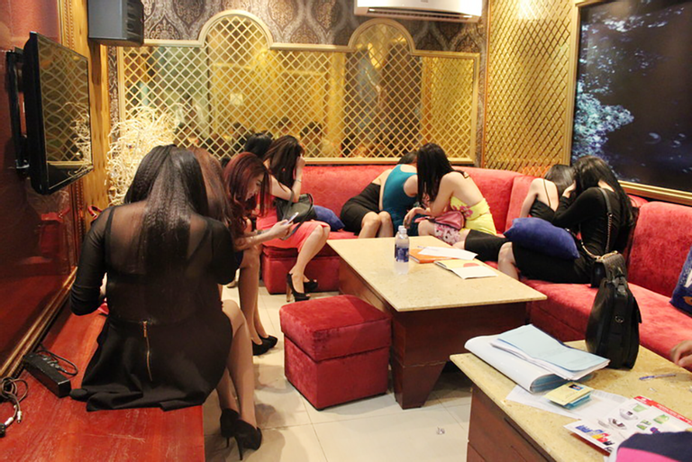 Tu diem mai dam,  Nha hang JOY,  Nha hang Fortune,  Luxury Business Club anh 4