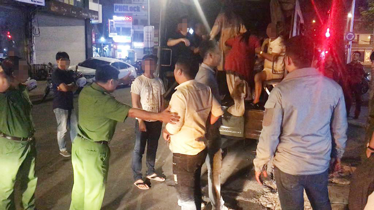 Tu diem mai dam,  Nha hang JOY,  Nha hang Fortune,  Luxury Business Club anh 5