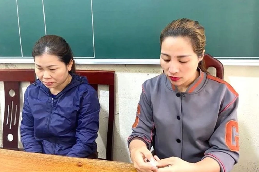 Triet pha duong day ghi lo de qua mang xa hoi hinh anh