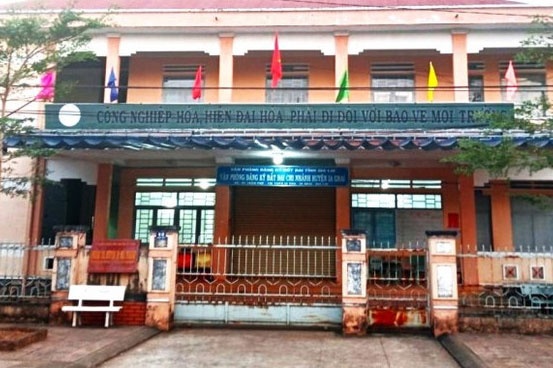 Bat giam doc van phong dat dai o Gia Lai lien quan vu an nhan hoi lo hinh anh