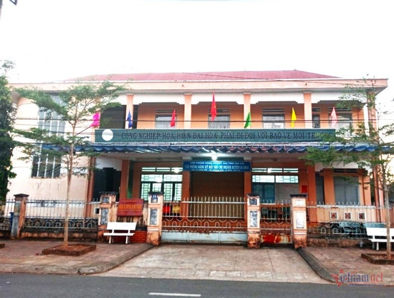 Van phong dat dai anh 1