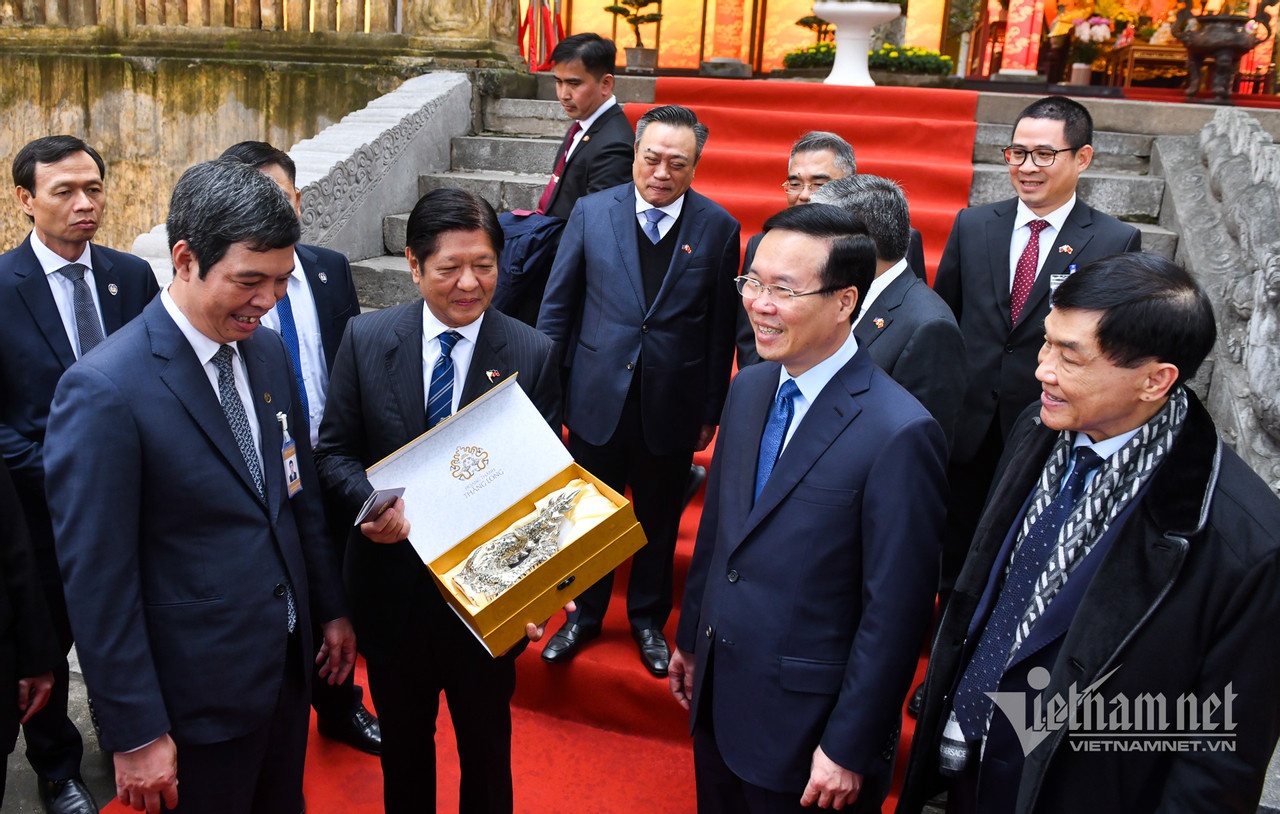 Chu tich nuoc va Tong thong Philippines tham Hoang thanh Thang Long hinh anh