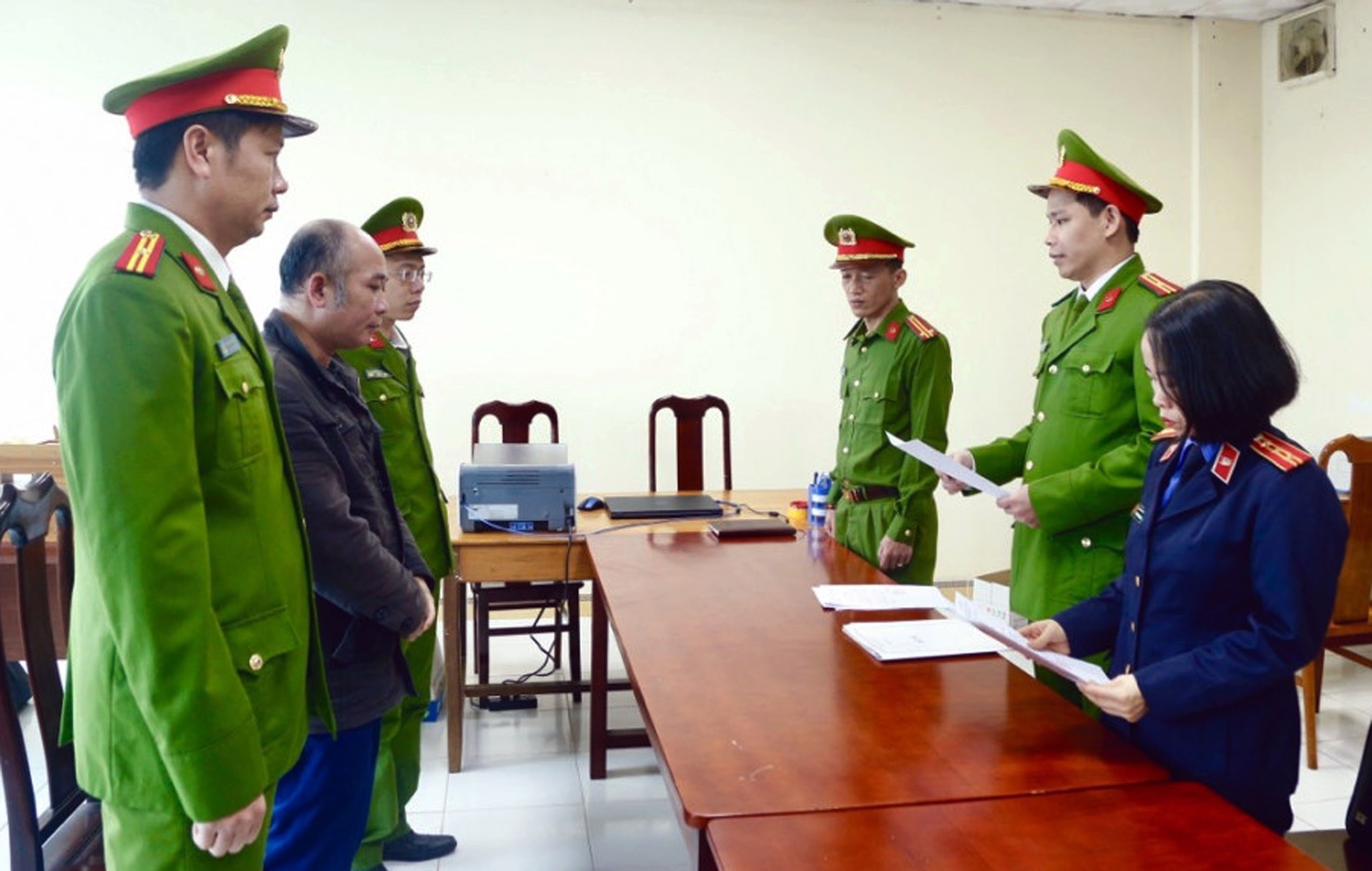 Xuat khau lao dong,  Cong ty A&H,  Tran Quang Anh anh 1