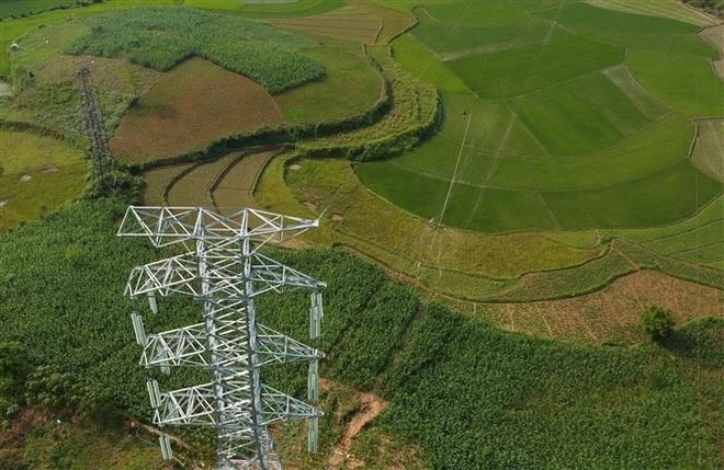 Hoan thanh cong trinh duong day 220 kV Nha Trang - Thap Cham hinh anh