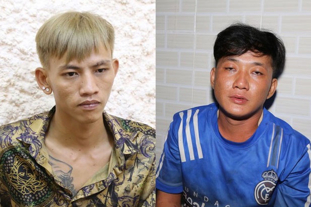 Dang quet rac truoc san nha, nguoi phu nu bi cuop giat day chuyen hinh anh