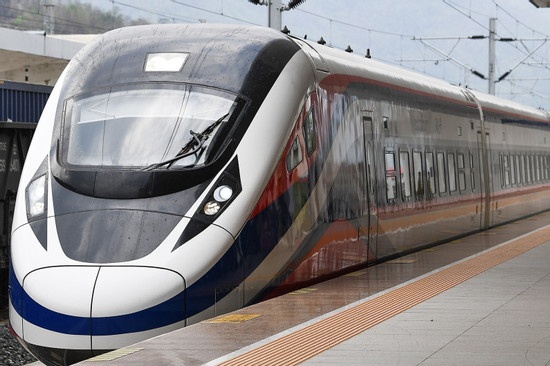 Trinh Bo Chinh tri de an duong sat toc do cao Bac - Nam trong thang 3 hinh anh