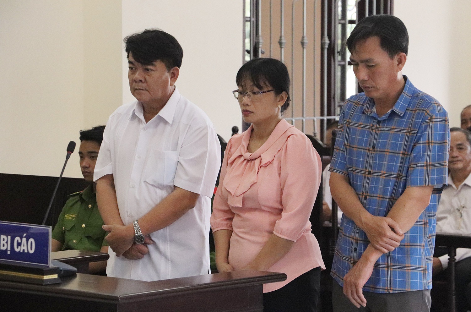 Tra ho so vu an sai pham tai CDC Hau Giang hinh anh