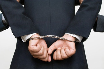 Muon danh tap doan lon, lua hang chuc moi gioi bat dong san hinh anh