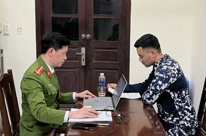 Tam giu nhom thanh nien co y gay thuong tich trong vu xo xat hinh anh