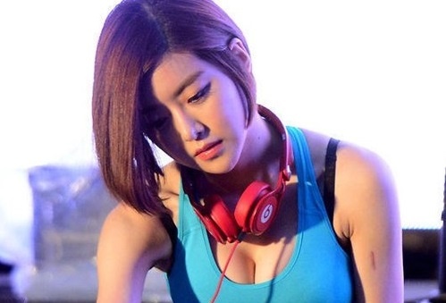 DJ Soda sang Viet Nam: 'Se giu bi mat den phut chot' hinh anh