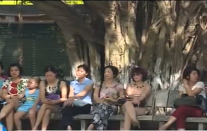 Chat vat chay dua vao lop 10 do sinh con nam Rong hinh anh