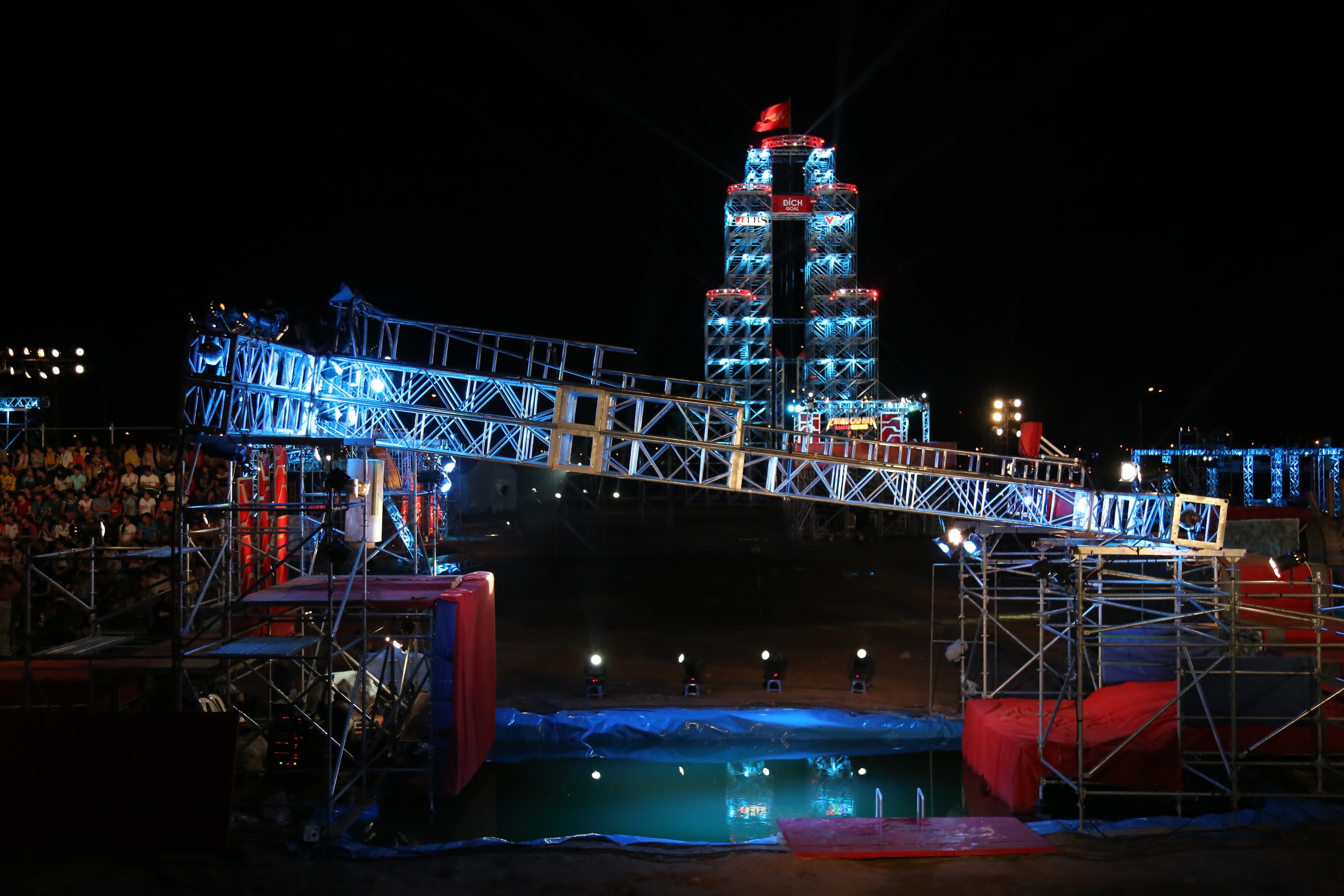 Clip truong quay 16 ty dong cua Sasuke Viet Nam hinh anh