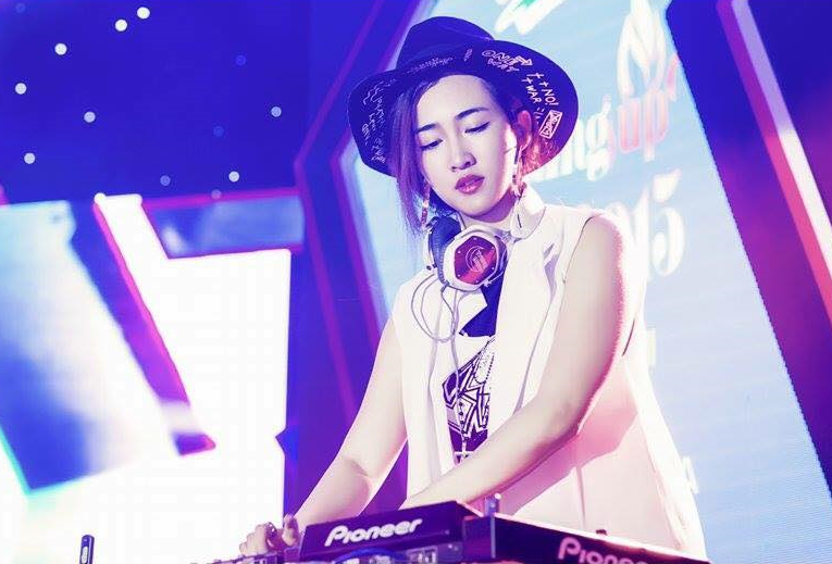 DJ Trang Moon: Toi tung bi cho thuoc kich thich vao do uong hinh anh