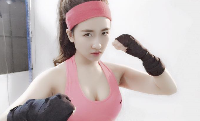 DJ Trang Moon buc xuc khi bi gia mao ten tuoi hinh anh