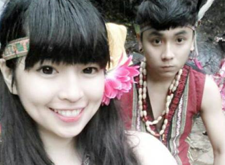 Hot girl pho nui lam clip tinh yeu tang ban trai kem tuoi hinh anh