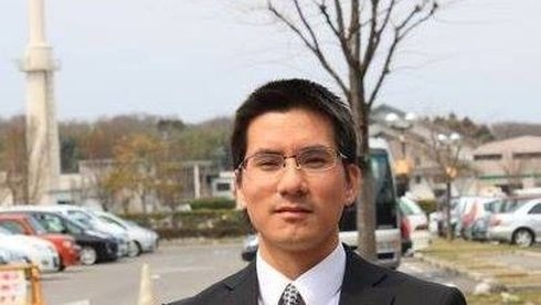 Lop truong la chu tich: Dung  'che Mercedes thanh cong nong' hinh anh